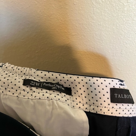 NWT Talbots Slim Leg Cropped Perfect Crop Pant in Navy Blue 22W - Picture 6 of 9